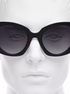 Marc Jacobs Black Oversized Geometric Butterfly sunglasses 57MM 808/S